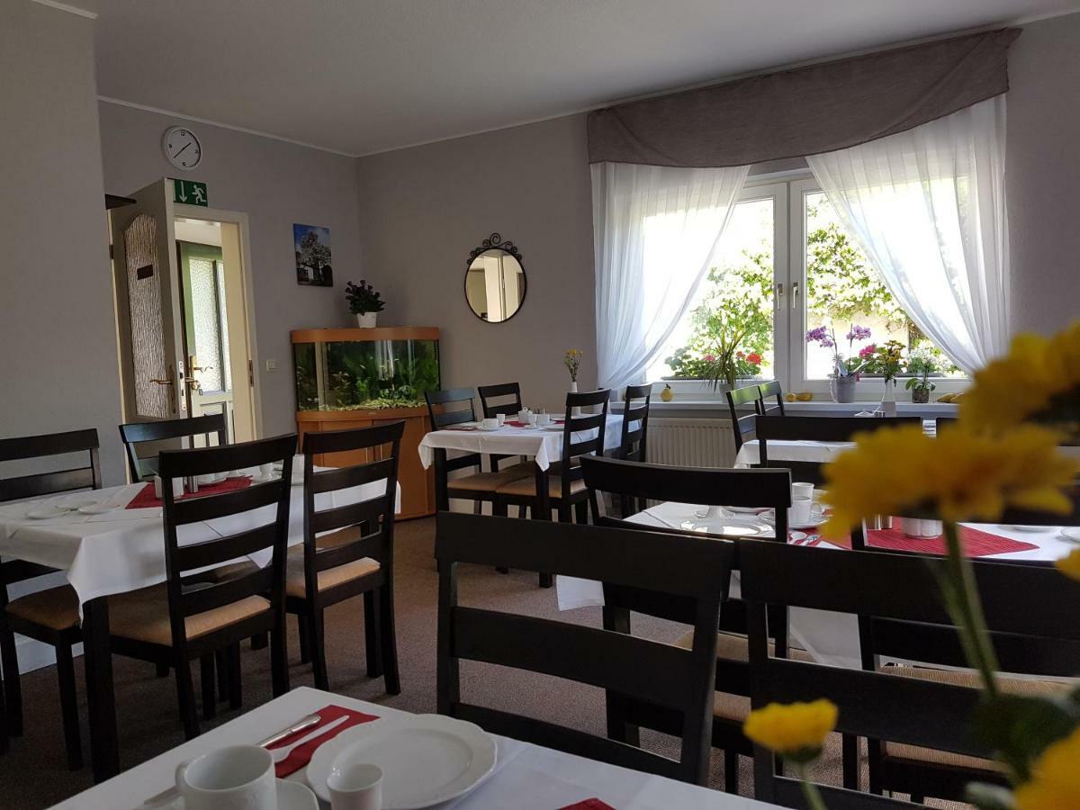 Pension Zum Birnbaum Brandenburg  Bagian luar foto