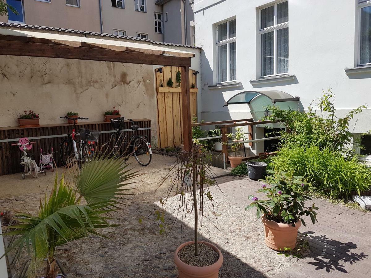 Pension Zum Birnbaum Brandenburg  Bagian luar foto